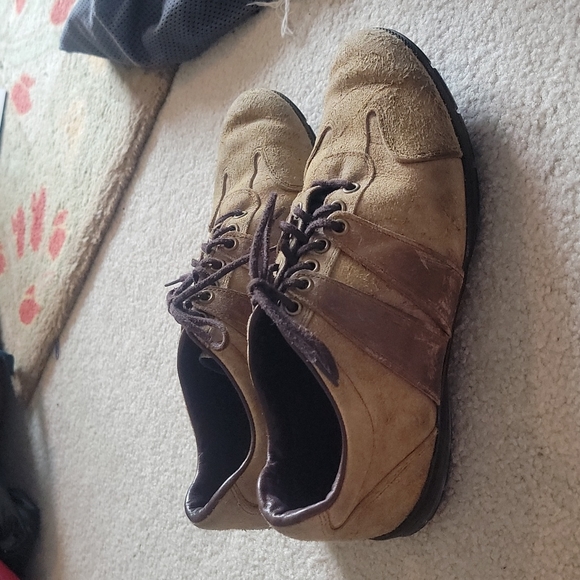 Allen Edmonds Tigard MENS Shoes - Picture 2 of 4